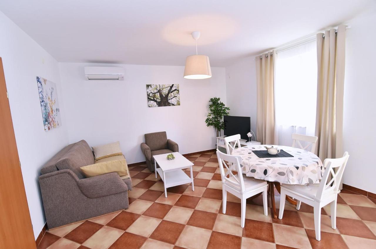 Apartments Luni Baška Dış mekan fotoğraf