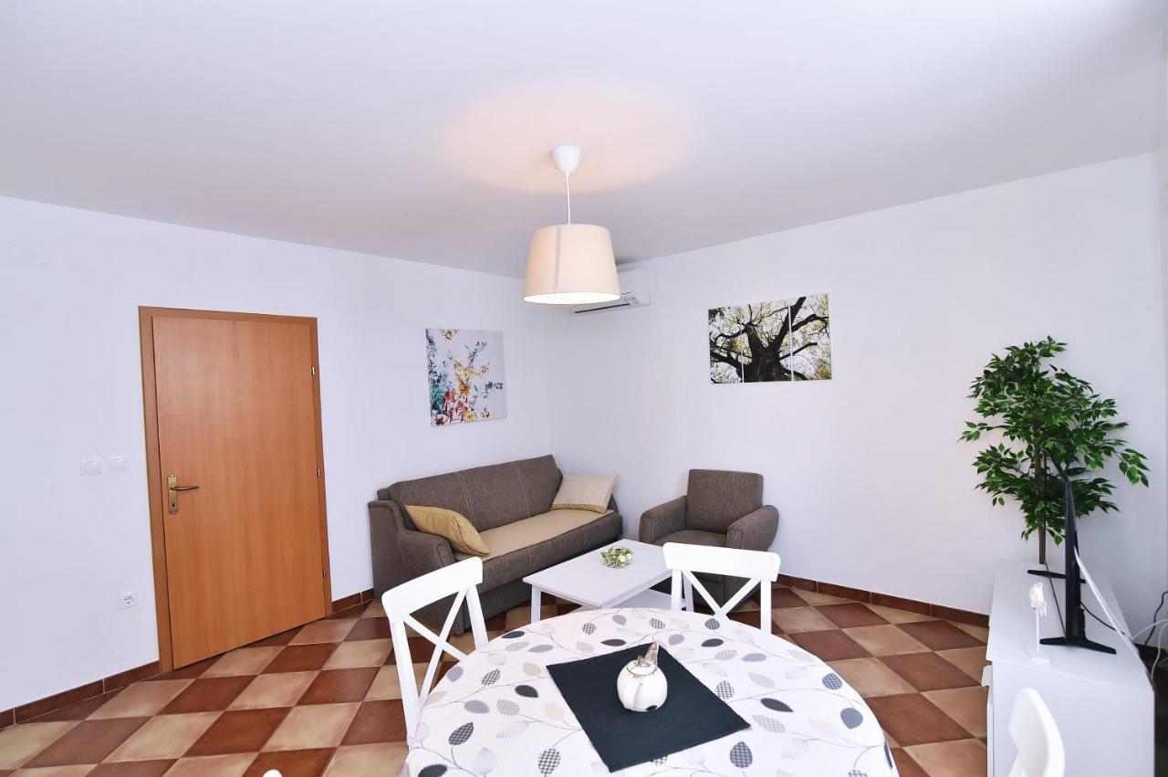 Apartments Luni Baška Dış mekan fotoğraf